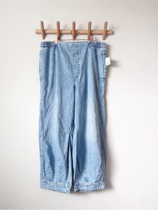 Free People Oslo Light Blue Wide-Leg High-Waist Jogger Jeans - Picture 4 of 14